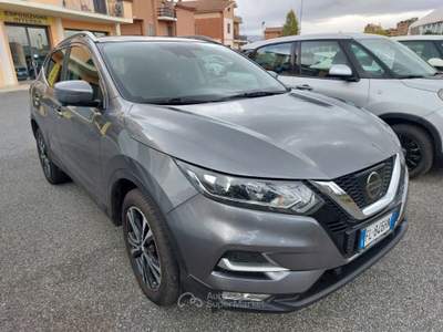 Nissan Qashqai 1.5 dCi Business Navig. km 147000 Tetto panorama Grigio usata Tivoli