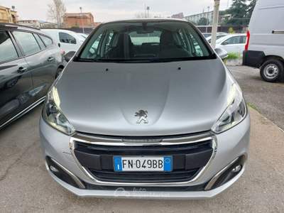 Peugeot 208 1.2  PureTech Allure 5 porte Neopatentati Grigio usata Tivoli