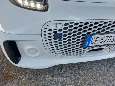 Smart ForTwo EQ Pure uniprò km 10.000 Automatica Fatturab. Bianco usata Tivoli