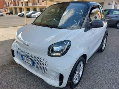Smart ForTwo EQ Pure uniprò km 10.000 Automatica Fatturab. Bianco usata Tivoli