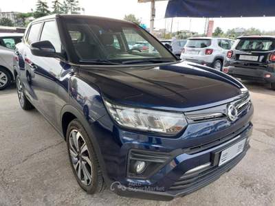SsangYong Tivoli 1.6 diesel 2WD Exclusive Uniprò Fatturab. Blu/Azzurro usata Tivoli