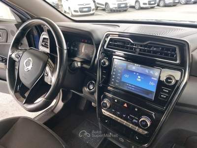SsangYong Tivoli 1.6 diesel 2WD Exclusive Uniprò Fatturab. Blu/Azzurro usata Tivoli