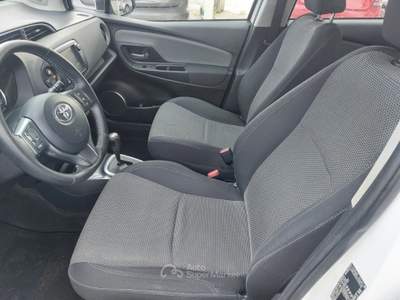 Toyota Yaris 1.5 Hybrid 5 porte  Bianco usata Tivoli