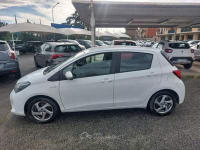 Toyota Yaris 1.5 Hybrid 5 porte  Bianco usata Tivoli