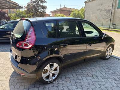 Renault Scénic 1.5 dci Luxe 110cvOK NEOPATENTATO Nero usata Guastalla