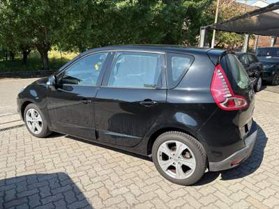 Renault Scénic 1.5 dci Luxe 110cvOK NEOPATENTATO Nero usata Guastalla