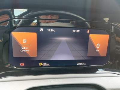 Volkswagen Golf 1.0 TSI EVO Life Uniprò km 28000 Fatturab.  Grigio usata Tivoli