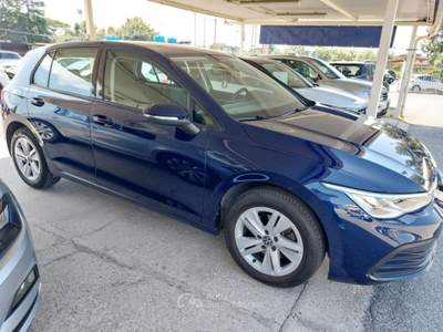 Volkswagen Golf 1.0 TSI EVO Life Uniprò km 45000 Fatturabile Blu/Azzurro usata Tivoli