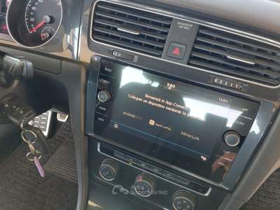 Volkswagen Golf 1.6 TDI 115 CV 5p. Business BlueMotion Technology Blu/Azzurro usata Tivoli