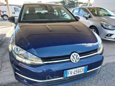 Volkswagen Golf 1.6 TDI 115 CV 5p. Business BlueMotion Technology Blu/Azzurro usata Tivoli