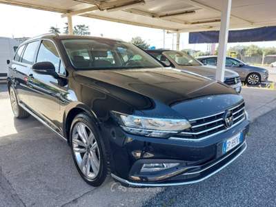 Volkswagen Passat 1.5 TSI ACT DSG Business  km94000 poss.legge 104 Grigio usata Tivoli