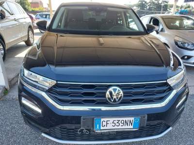 Volkswagen T-Roc 2.0 TDI SCR Business BlueMotion Technology Nero usata Tivoli