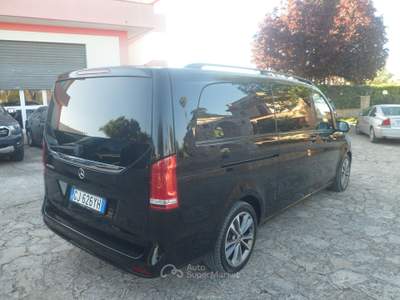 Mercedes-Benz Classe V V 250 d Automatic Premium Extralong Nero usata San Michele Salentino