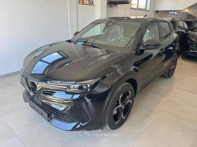Alfa Romeo Junior 1.2 145 CV Hybrid eDCT6 Speciale km0 Nero usata Spoltore