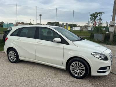 Mercedes-Benz Classe B B 200 NGD Executive Gancio Traino Bianco usata Rimini