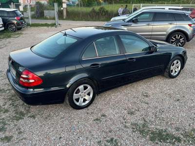 Mercedes-Benz Classe E E 200 CDI cat Avantgarde Blu/Azzurro usata Rimini