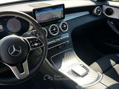 Mercedes-Benz GLC Premium Plus con Pack AMG Line Exterior Bianco usata Cesano Maderno