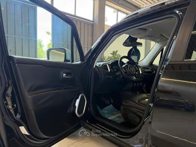 Jeep Renegade 4WD Active Drive Limited Nero usata Latina