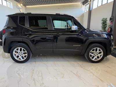 Jeep Renegade 4WD Active Drive Limited Nero usata Latina