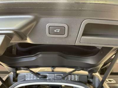 Land Rover Range Rover Velar 2.0 Si4 250 SE Aut. AWD *PELLE*TETTO APRI.* 250CV* Grigio usata Andalo Valtellino