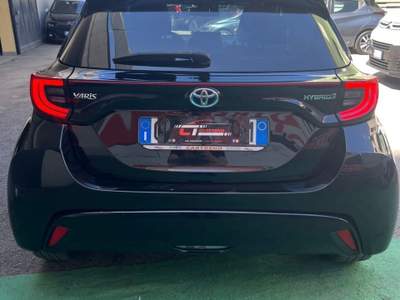 Toyota Yaris 5 porte Lounge Nero usata Cercola