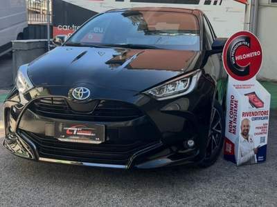 Toyota Yaris 5 porte Lounge Nero usata Cercola