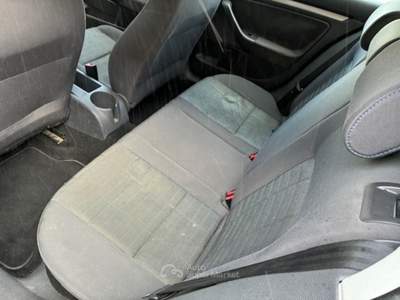 Volkswagen Golf GOLF V GPL BOMBOLA NUOVA 20 EURO 400 KM Verde usata Rimini