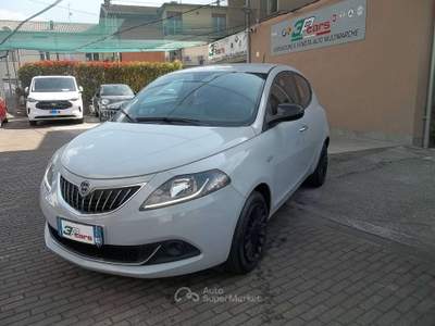 Lancia Ypsilon PREZZO VERO 1.0 hybrid Ecochic Grigio usata Rogno