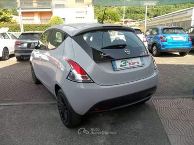 Lancia Ypsilon PREZZO VERO 1.0 hybrid Ecochic Grigio usata Rogno