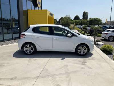 Peugeot 208 1.2 VTi 82 CV 5 porte Allure Bianco usata Pieve di Cento