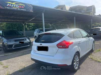 Ford Focus Focus 1.5 ecoblue Titanium 120cv Bianco usata Busnago