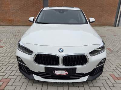 BMW X2 sDrive18i 140cv auto Bianco usata Robassomero