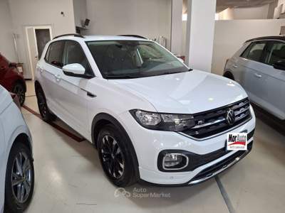 Volkswagen T-Cross Volkswagen T-cross 1.0 DSG  R-LINE Bianco usata Monterotondo