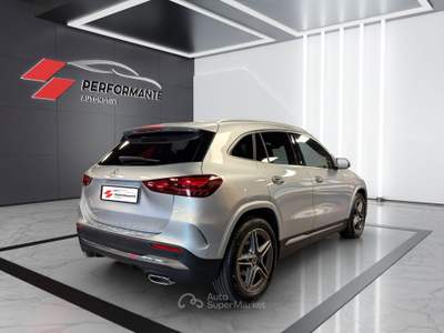 Mercedes-Benz GLA 200 d AMG Line Premium Plus auto Argento usata Roma