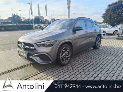 Mercedes-Benz GLA Automatic AMG Line Premium "LUCI AMBIENT" Grigio usata Venezia