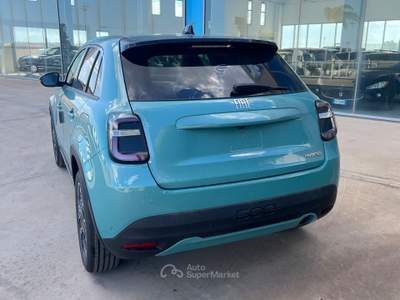 Fiat 600 Hybrid 110 CV DCT MHEV La Prima - possibilità noleggio no scoring Blu/Azzurro usata Gela