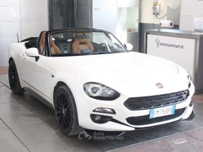 Fiat 124 spider 1.4 MultiAir Lusso Versione Speciale Abarth Style Bianco usata Civita Castellana