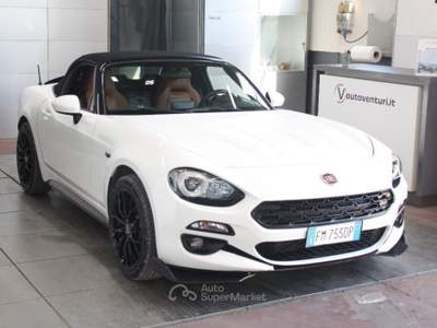 Fiat 124 spider 1.4 MultiAir Lusso Versione Speciale Abarth Style Bianco usata Civita Castellana