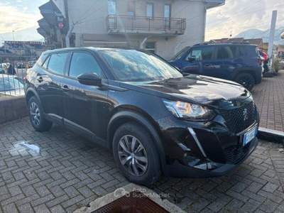 Peugeot 2008 PureTech 100 S&amp;S Active Nero usata Borgo San Dalmazzo