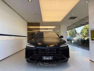 Lamborghini Urus Urus 4.0 V8 Phev SE Nero usata Venaria Reale