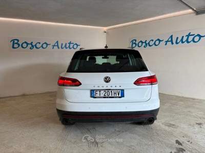 Volkswagen Touareg 3.0 V6 TDI 286 CV SCR Style Blu/Azzurro usata Borgo San Dalmazzo