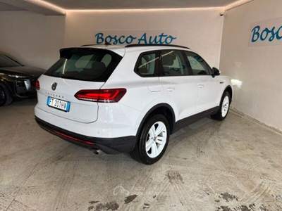 Volkswagen Touareg 3.0 V6 TDI 286 CV SCR Style Blu/Azzurro usata Borgo San Dalmazzo