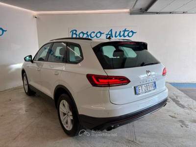 Volkswagen Touareg 3.0 V6 TDI 286 CV SCR Style Blu/Azzurro usata Borgo San Dalmazzo