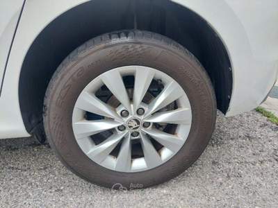 Skoda Kamiq 1.0 TSI 110 CV Ambition Oro usata Borgo San Dalmazzo