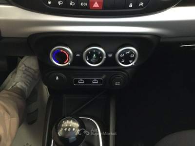 Fiat 500L 1.4 95 CV S&amp;S Cross Rosso usata Borgo San Dalmazzo