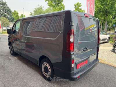 Renault Trafic T27 2.0 dCi 110CV PC-TN Furgone Ice Grigio usata Cernusco sul Naviglio