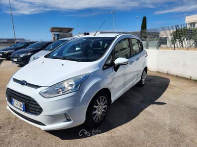 Ford B-Max Titanium Bianco usata Conversano