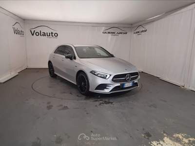 Mercedes-Benz Classe A 250 e EQ-POWER Premium 7G-DCT Argento usata Lucca
