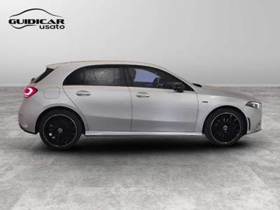 Mercedes-Benz Classe A 250 e EQ-POWER Premium 7G-DCT Argento usata Lucca