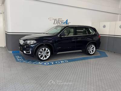 BMW X5 X5 X5 F15 xdrive25d Experience 231cv auto 1prop. super full Blu/Azzurro usata Milano